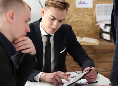 Why Do Businesses Need Commercial Lawyers